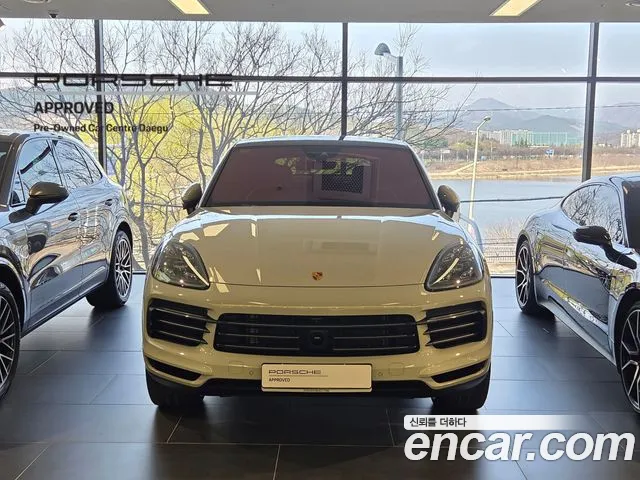 Porsche Cayenne — Фото автомобиля 2