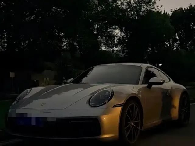 Фотография автомобиля — Porsche 911