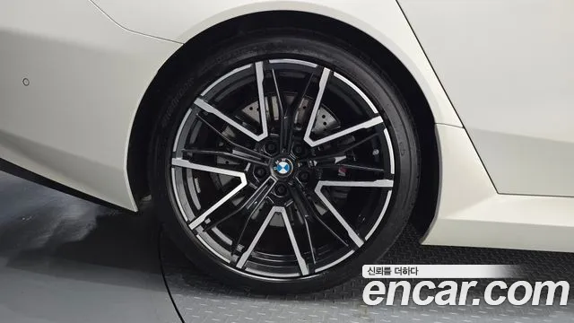 BMW M5 G90 — Фото автомобиля 5