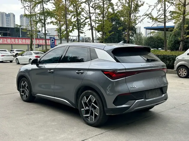 BYD Yuan PLUS — Фото автомобиля 9