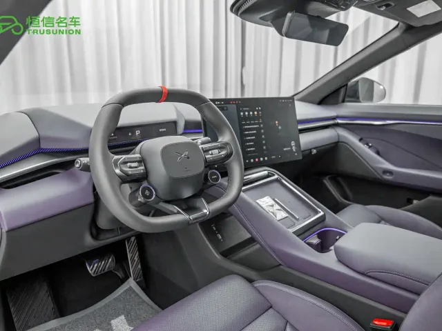 Xpeng P7 — Фото автомобиля 9