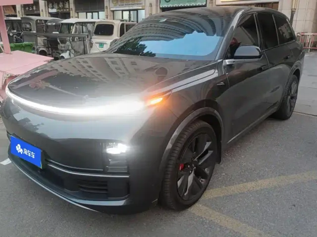 Фотография автомобиля — Li Auto L8