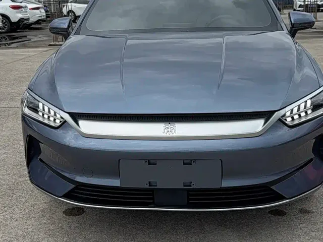 BYD Qin PLUS — Фото автомобиля 14