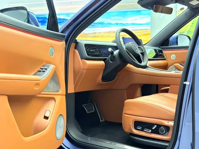 Aito M7 — Фото автомобиля 5