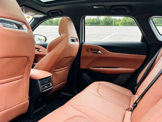 Changan Changan UNI-Z 2025 1.5T Premium — Фото автомобиля 10