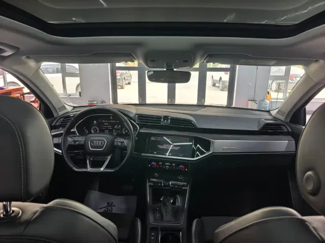 Audi Q3 — Фото автомобиля 11