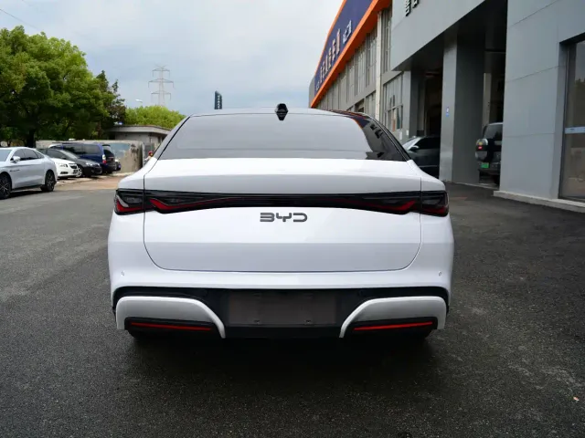 BYD Seal 06 — Фото автомобиля 5