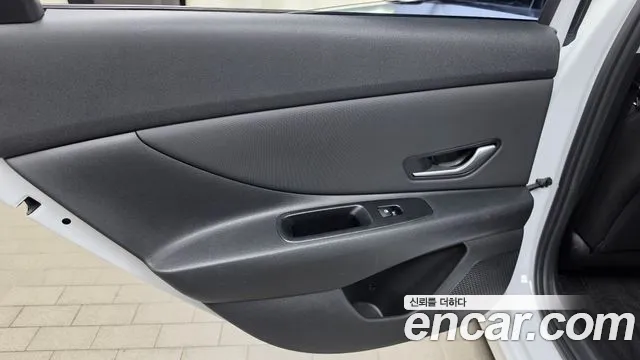 Hyundai Avante — Фото автомобиля 14