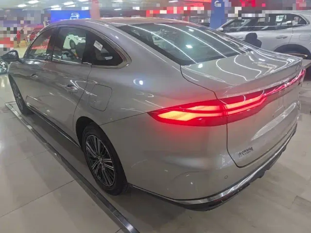 Geely Galaxy Stellar 6 — Фото автомобиля 4