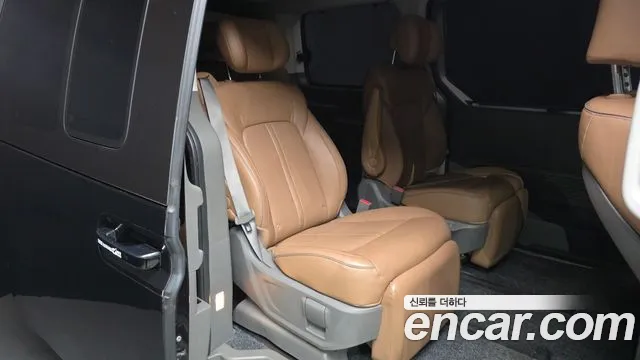 Hyundai Staria Staria Lounge 7 мест — Фото автомобиля 12