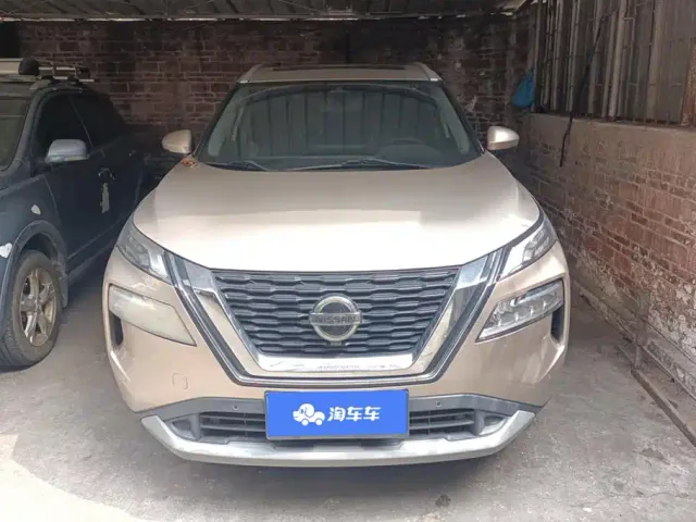 Фотография автомобиля — Nissan X-Trail