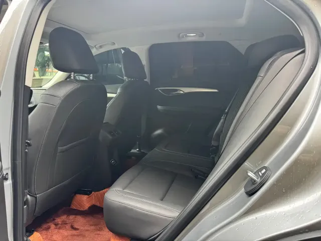 Buick Envision S — Фото автомобиля 8