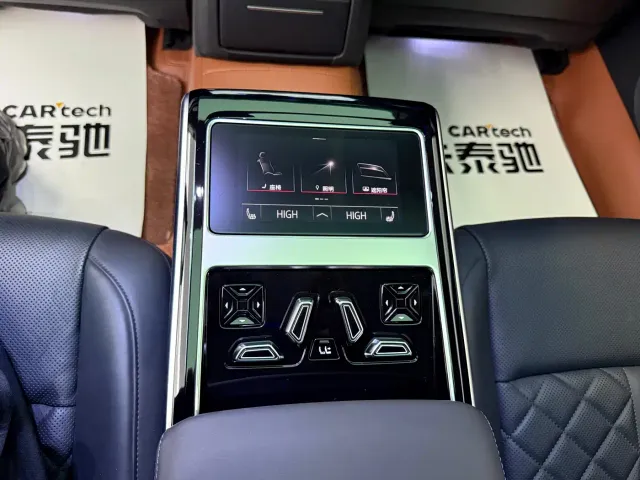Audi A8 — Фото автомобиля 20