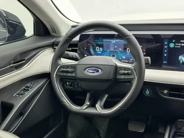 Ford EVOS — Фото автомобиля 21