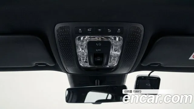 Mercedes-Benz EQB — Фото автомобиля 12