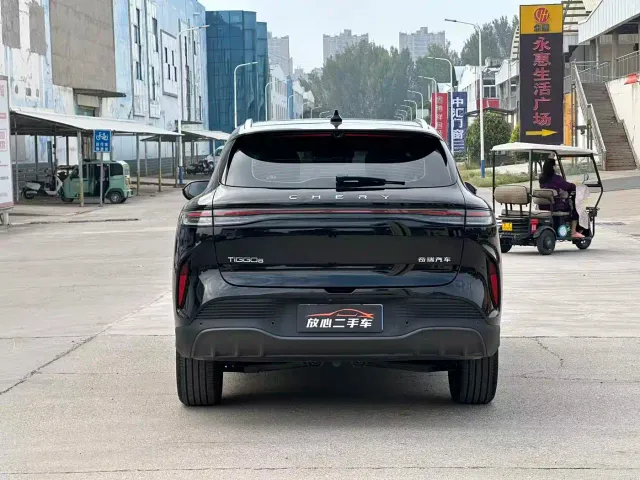 Chery Tiggo 8 — Фото автомобиля 8