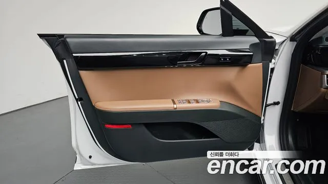 Hyundai Grandeur GN7 — Фото автомобиля 23