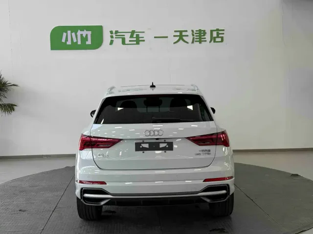 Audi Q3 — Фото автомобиля 5
