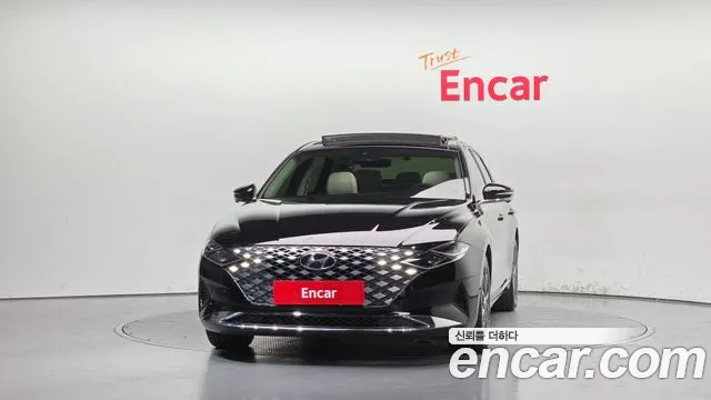 Hyundai Grandeur Grandeur (New) — Фото автомобиля 3