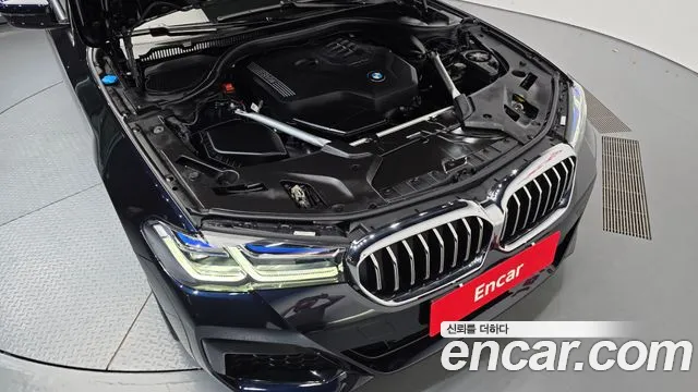 BMW 5 Series G30 — Фото автомобиля 6