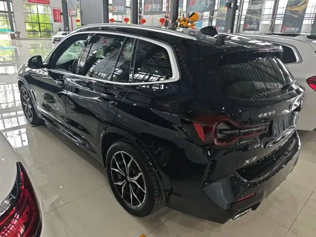 BMW X3 — Фото автомобиля 4
