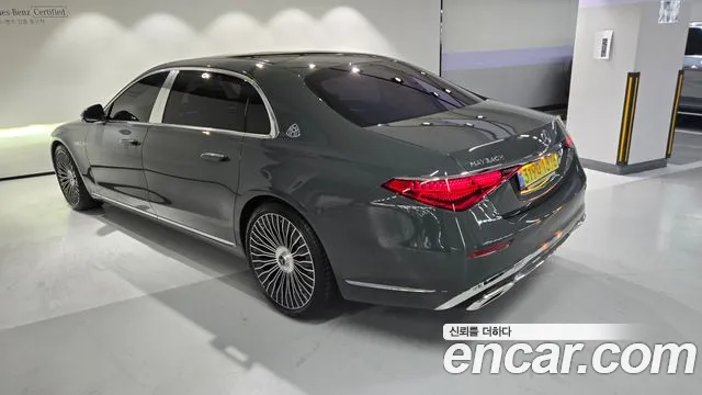 Mercedes-Benz S-Class — Фото автомобиля 3