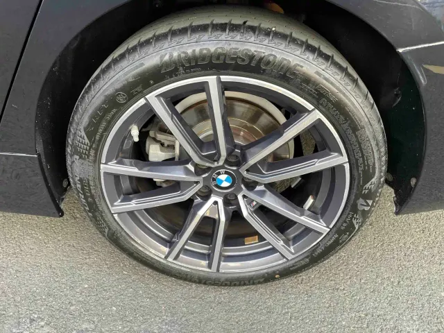 BMW 3 Series — Фото автомобиля 14