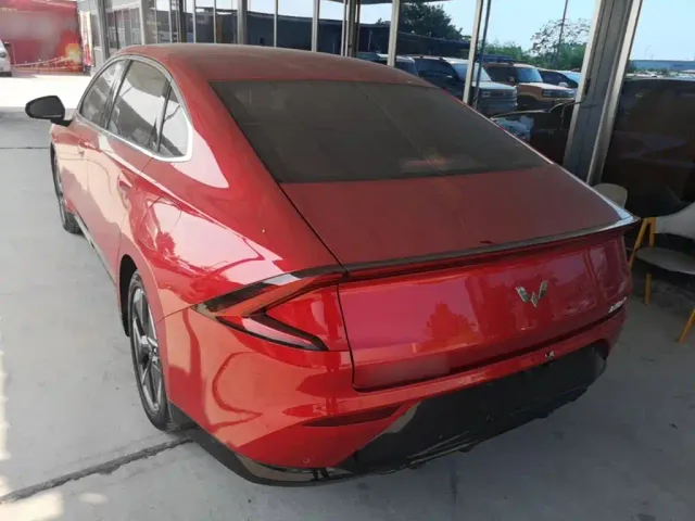 Wuling Starlight — Фото автомобиля 4