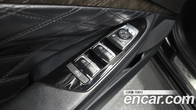 Kia K8 K8 Hybrid — Фото автомобиля 30