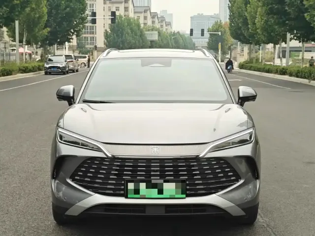 BYD Song L DM-i 2024 160km Superior — Фото автомобиля 2