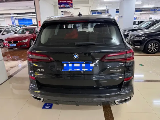 BMW X5 — Фото автомобиля 5