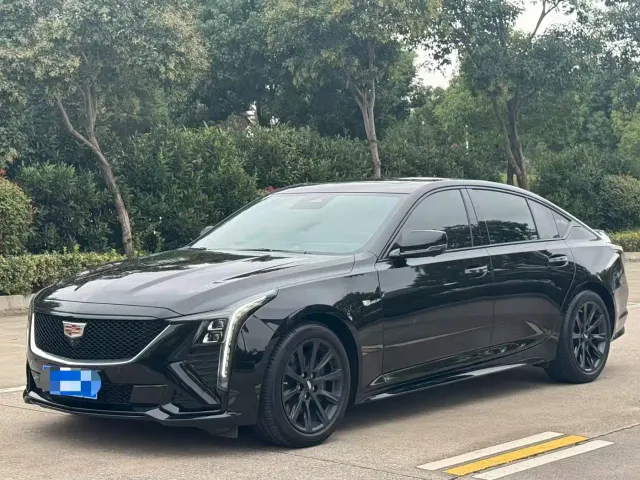 Фотография автомобиля — Cadillac CT5