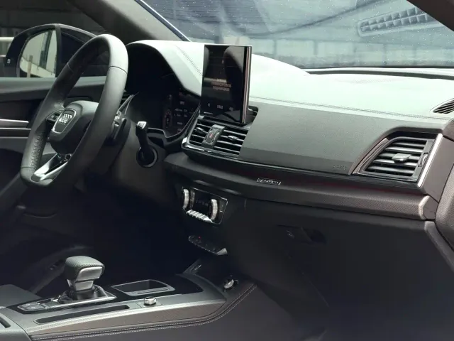 Audi Q5L — Фото автомобиля 5