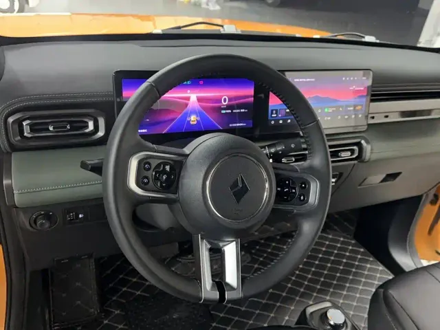Baojun Yep — Фото автомобиля 3