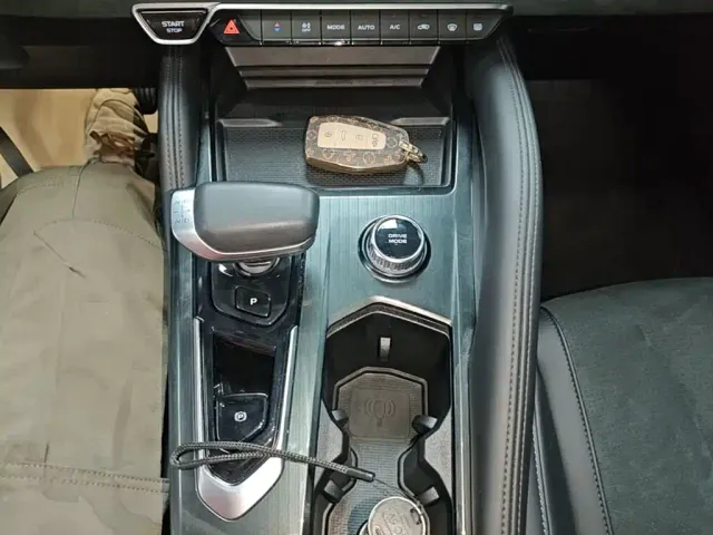 Geely Xingyue L — Фото автомобиля 13