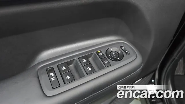 Hyundai Santafe — Фото автомобиля 28