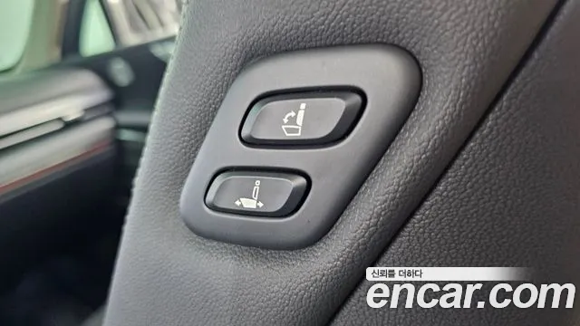 Genesis GV80 2.5T Бензин AWD — Фото автомобиля 18