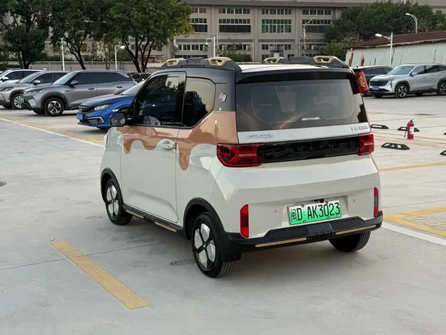 Wuling Hongguang Mini EV — Фото автомобиля 4