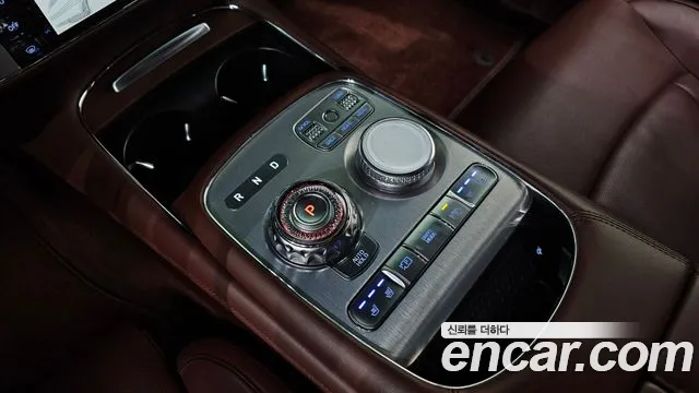 Genesis G90 Бензин 3.5 турбо AWD — Фото автомобиля 8