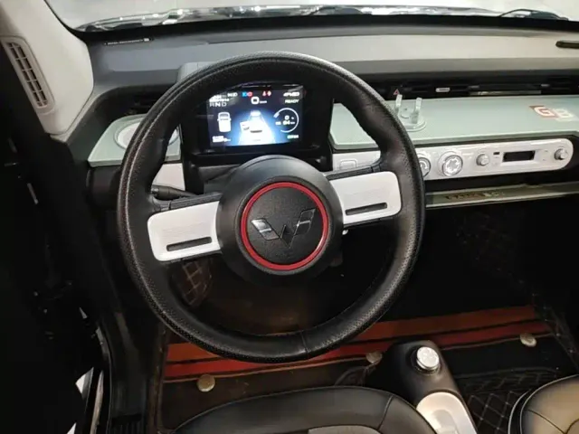 Wuling Hongguang Mini EV — Фото автомобиля 10