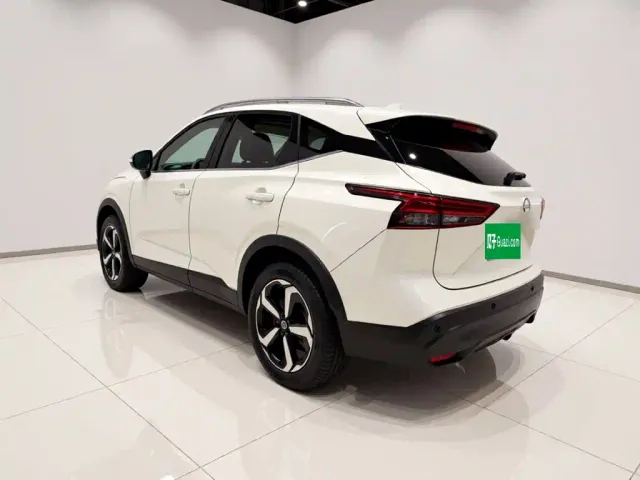 Nissan Qashqai — Фото автомобиля 4