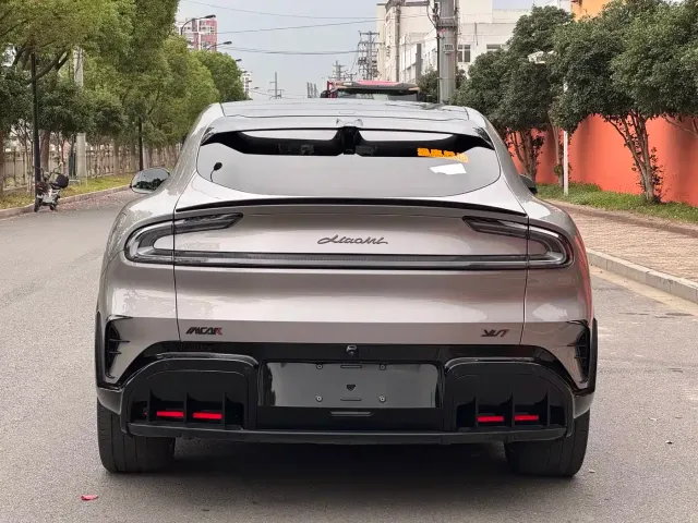 Xiaomi Auto Xiaomi YU7 2025 Extended Range AWD Pro — Фото автомобиля 5