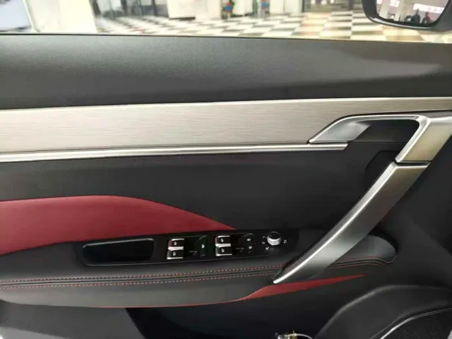 Geely Binyue — Фото автомобиля 14