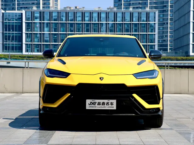Lamborghini Urus — Фото автомобиля 2