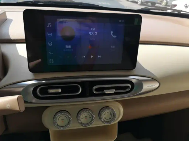 Wuling Hongguang Mini EV — Фото автомобиля 12