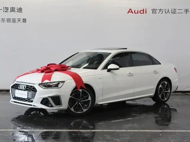 Audi A4L — Фото автомобиля 3