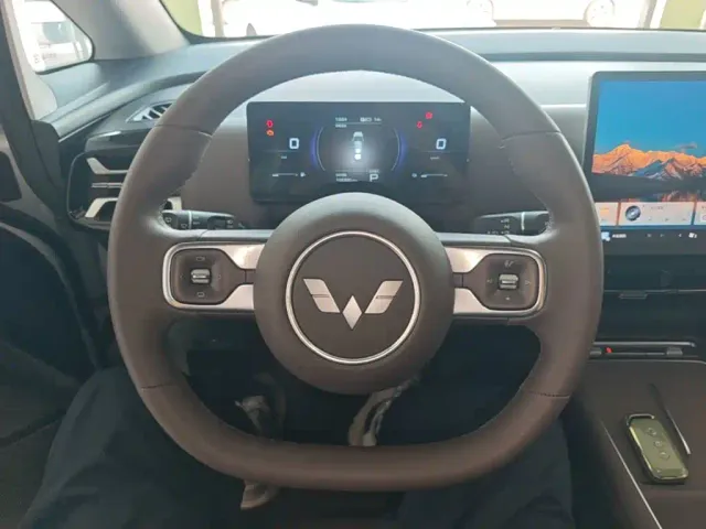 Wuling Starlight 730 — Фото автомобиля 10