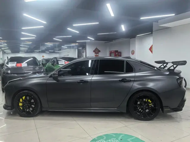 Lynk & Co 03 — Фото автомобиля 11