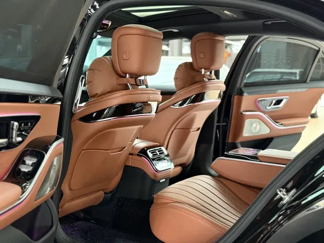Mercedes-Benz S-Class — Фото автомобиля 6