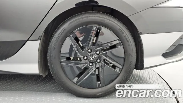 Hyundai Ioniq6 — Фото автомобиля 20